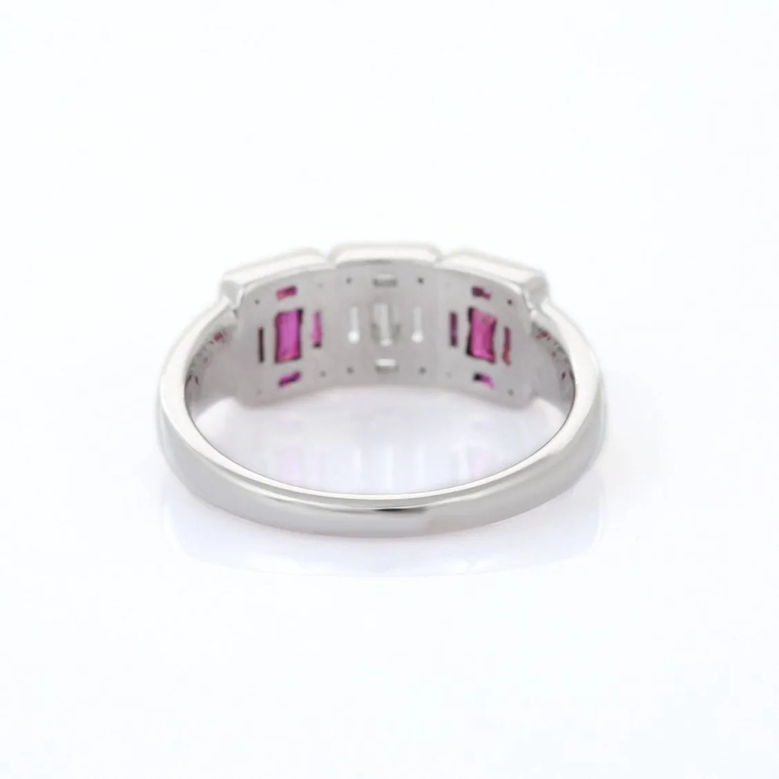 18K White Gold Ruby Ring