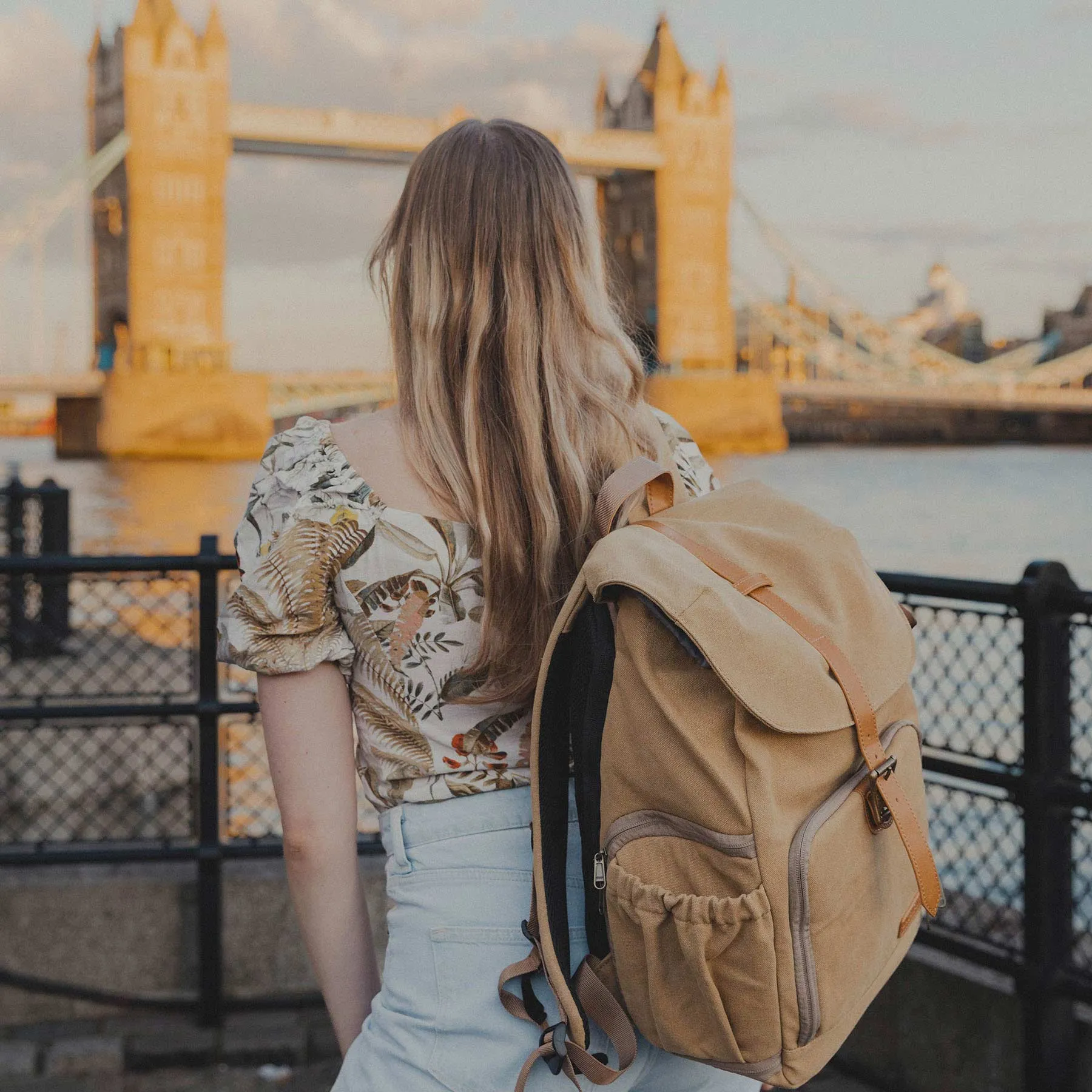 Anniston Camera Backpack