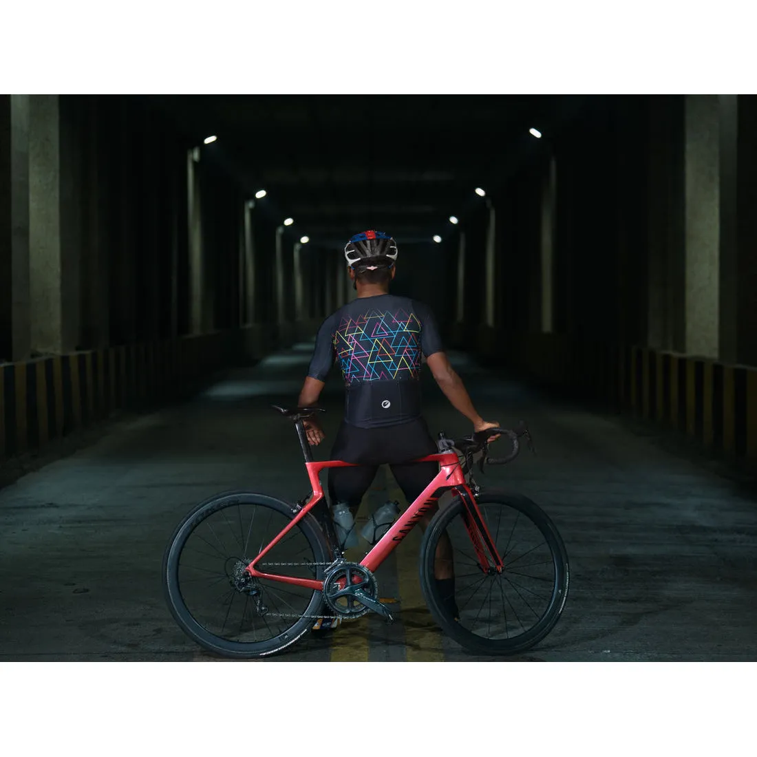 Apace Sierra Race-Fit Mens Cycling Jersey